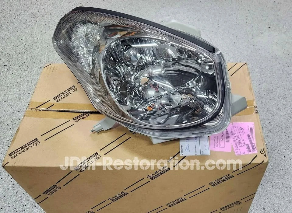 Toyota Jzx110 Verossa Right Headlight Mark 2 Blit 81130-22831 Genuine OEM