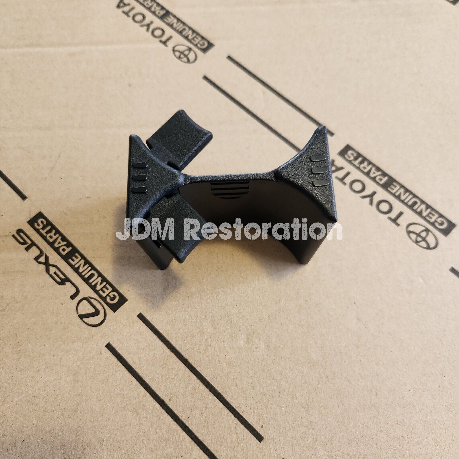 Is300 outlet cup holder